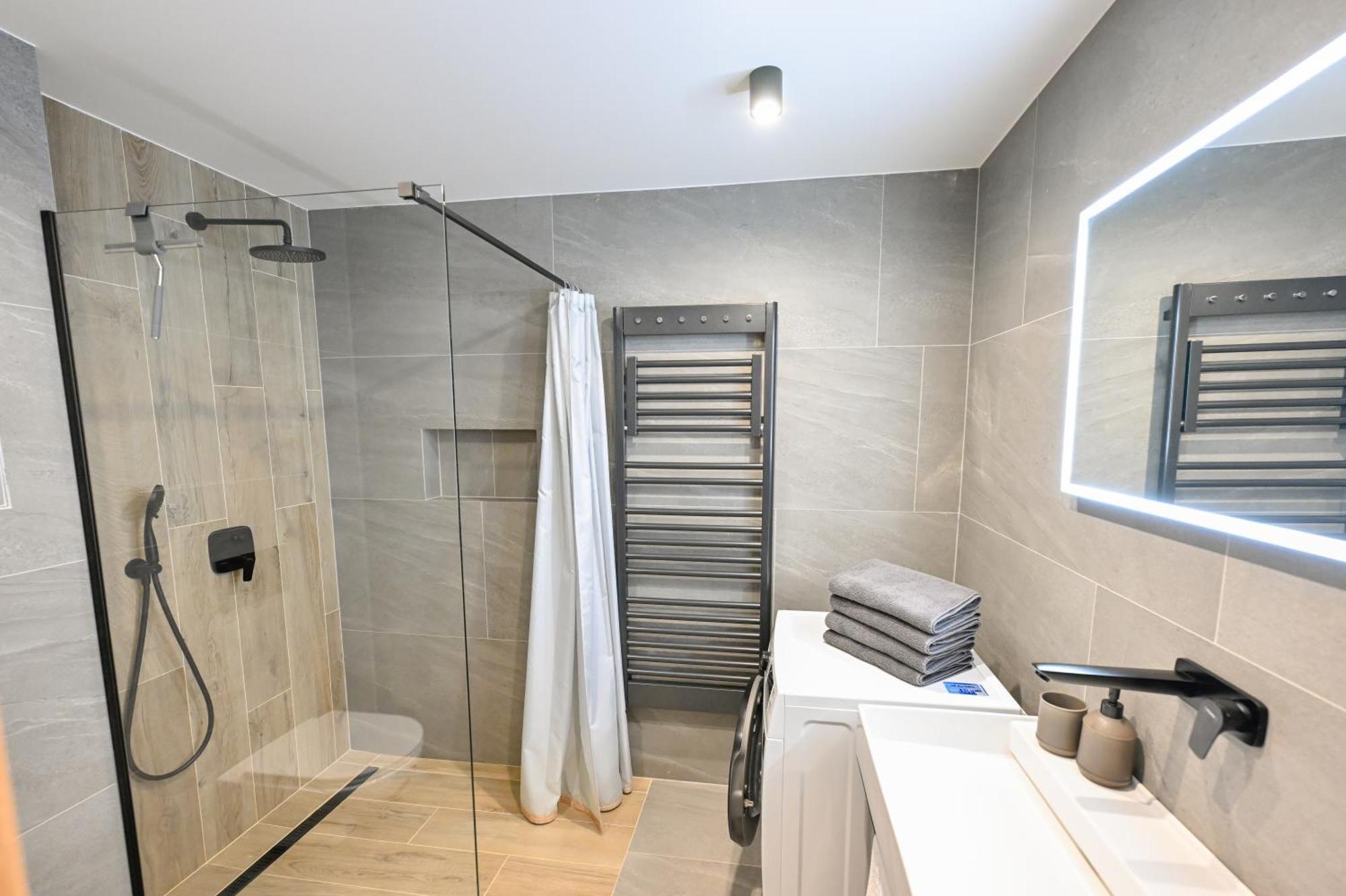 Hotel Ovruc - Rodinny Apartman 111 Strbske Pleso Exterior photo